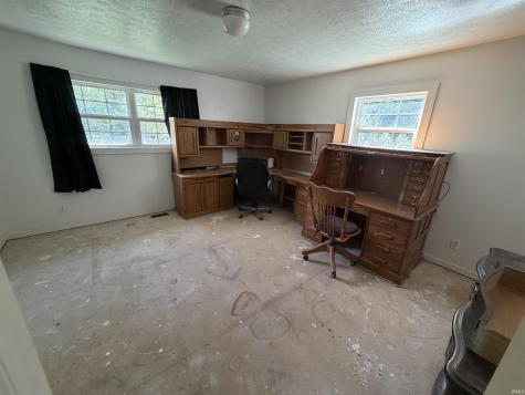 942 Sunny Acres Drive Bedford IN 47421