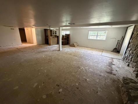 942 Sunny Acres Drive Bedford IN 47421