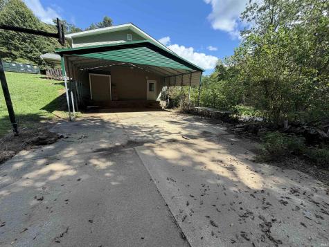 942 Sunny Acres Drive Bedford IN 47421