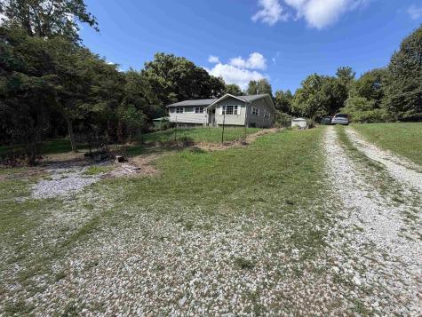 942 Sunny Acres Drive Bedford IN 47421