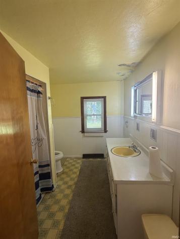 2401 Elyetta Street Fort Wayne IN 46802