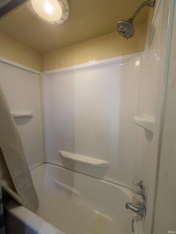 2401 Elyetta Street Fort Wayne IN 46802