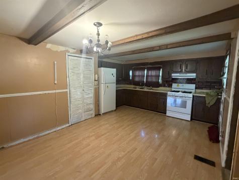 2401 Elyetta Street Fort Wayne IN 46802