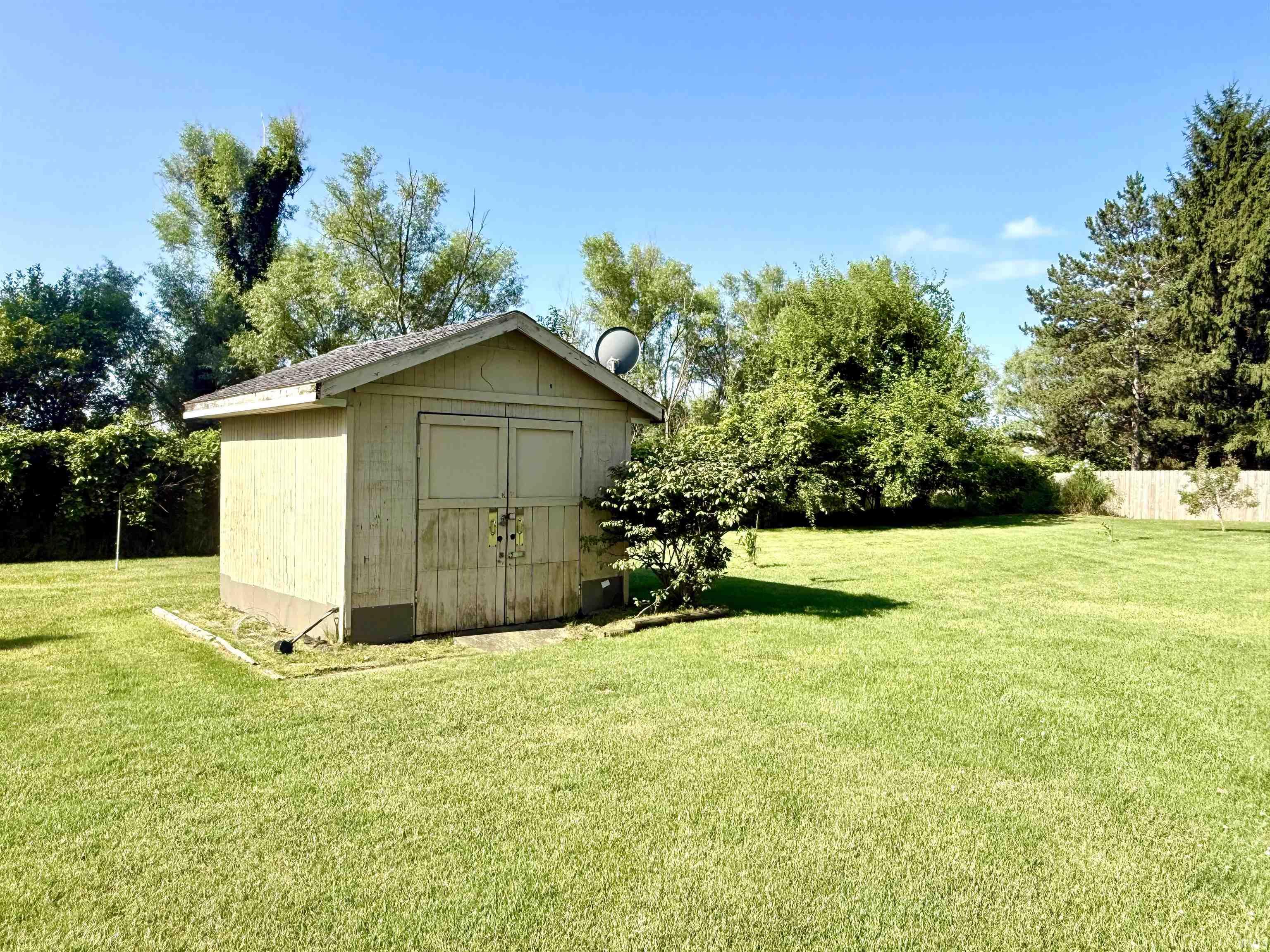 12390 Campfire Drive Granger IN 46530
