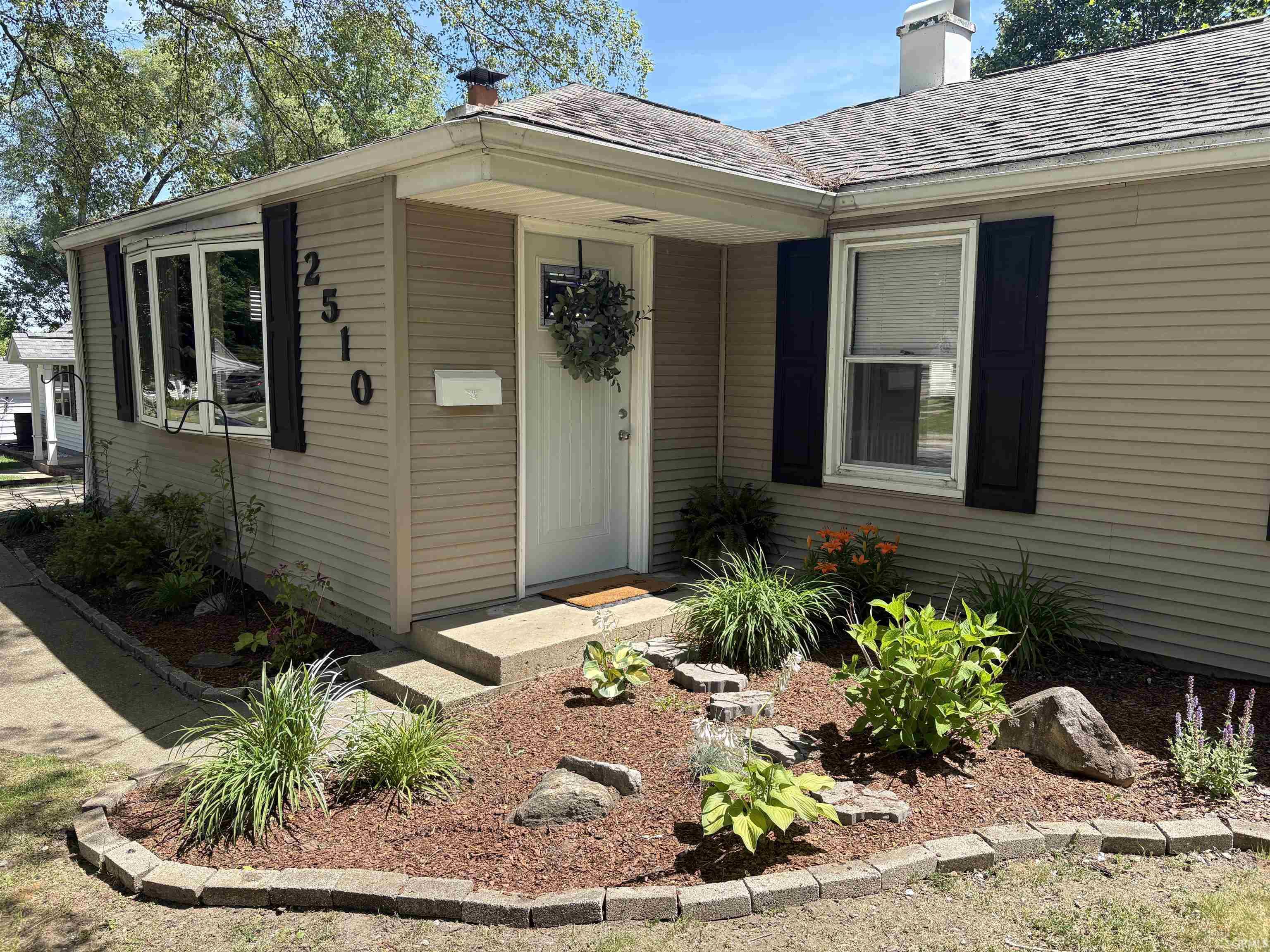 2510 Woodmont Drive South Bend IN 46614