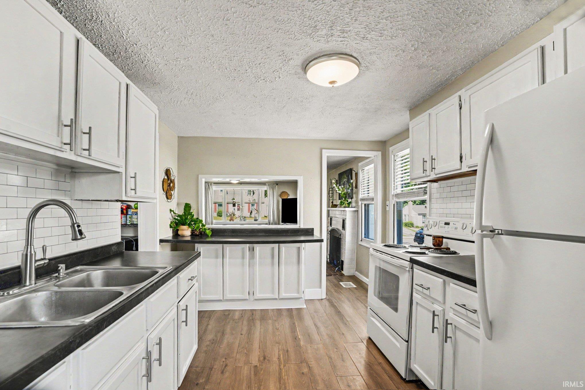 2510 Woodmont Drive South Bend IN 46614