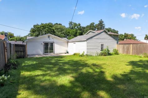 606 N Twyckenham Drive South Bend IN 46617