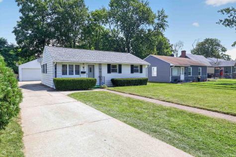 606 N Twyckenham Drive South Bend IN 46617