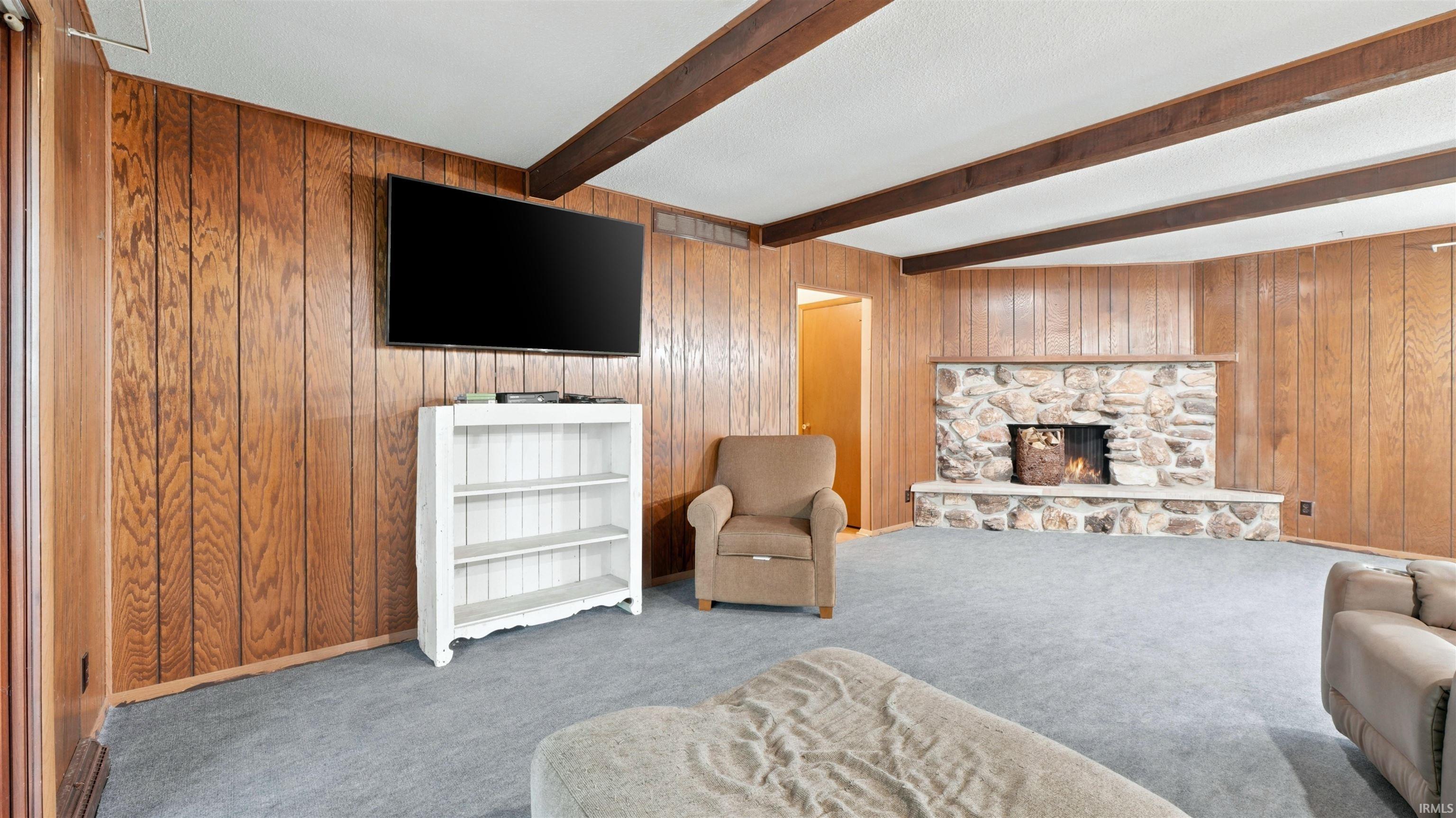 2167 W State Road 14 Rochester IN 46975
