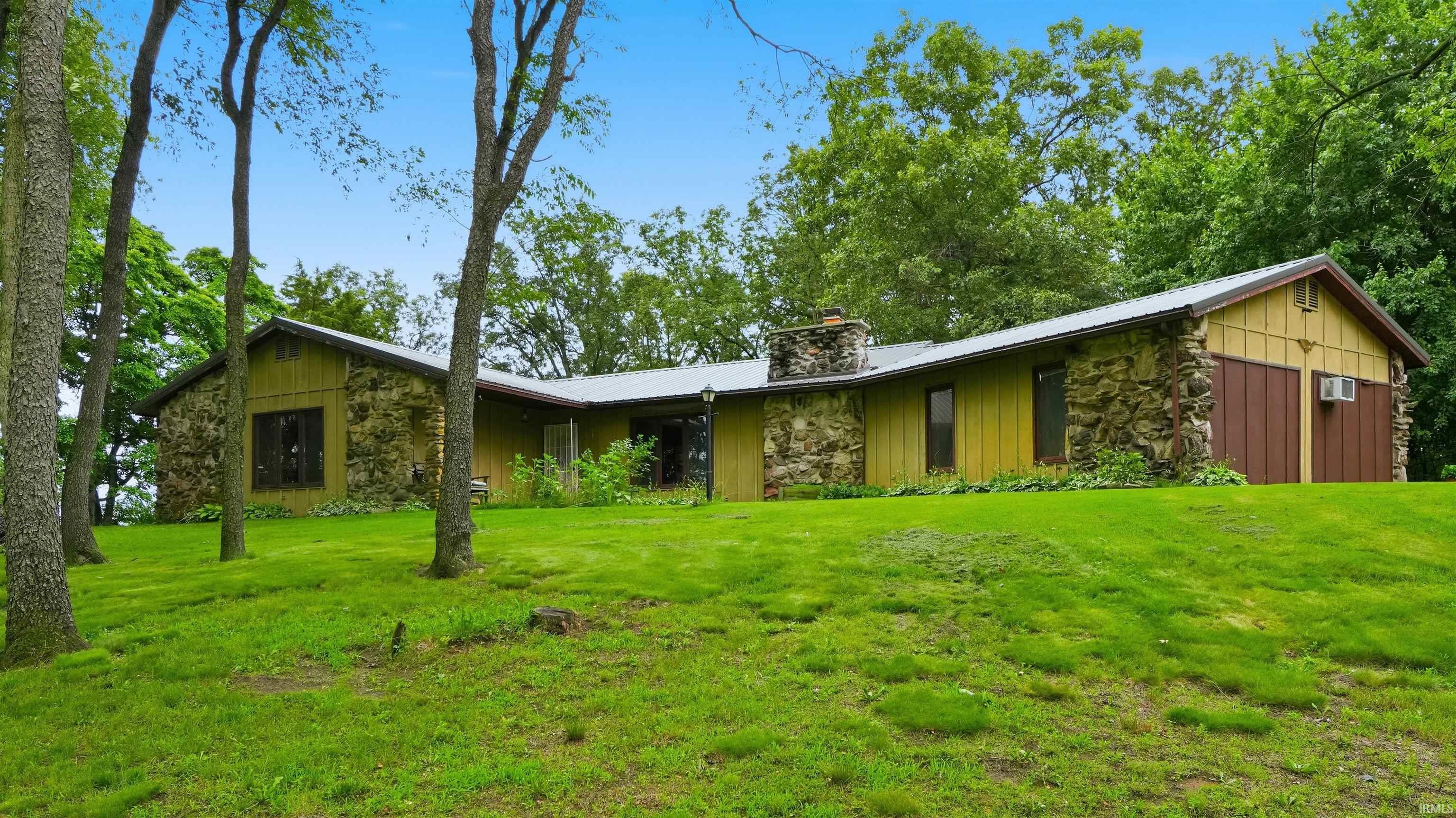 2167 W State Road 14 Rochester IN 46975