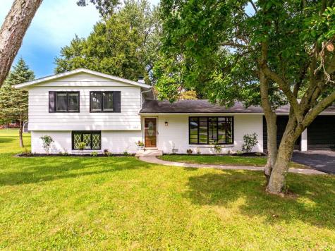 1125 N Bittersweet Lane Muncie IN 47304