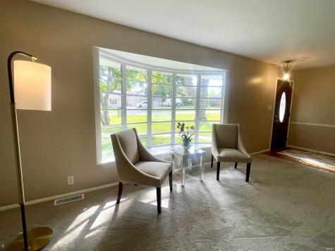 1125 N Bittersweet Lane Muncie IN 47304