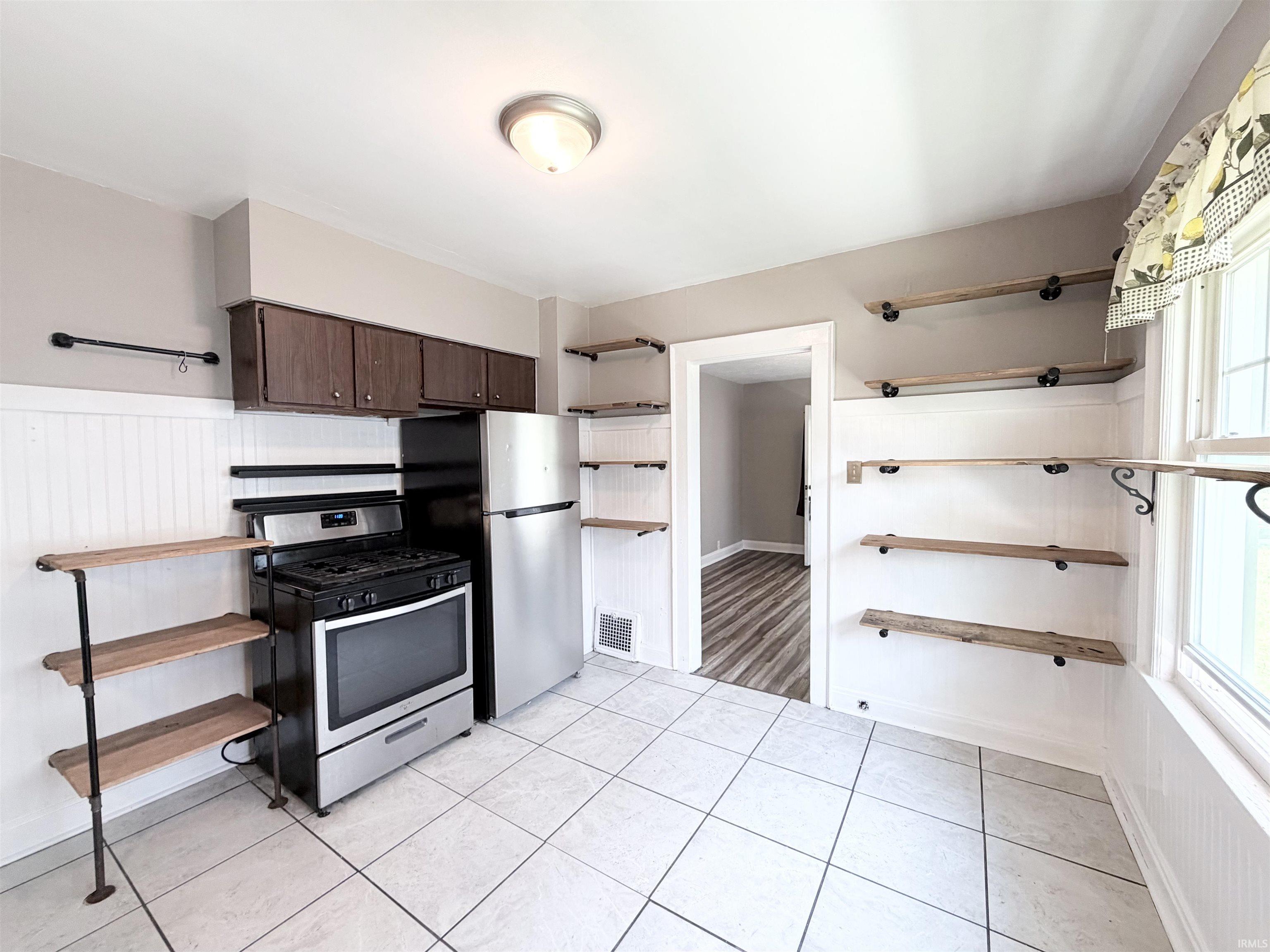 2605 Rush Street South Bend IN 46614