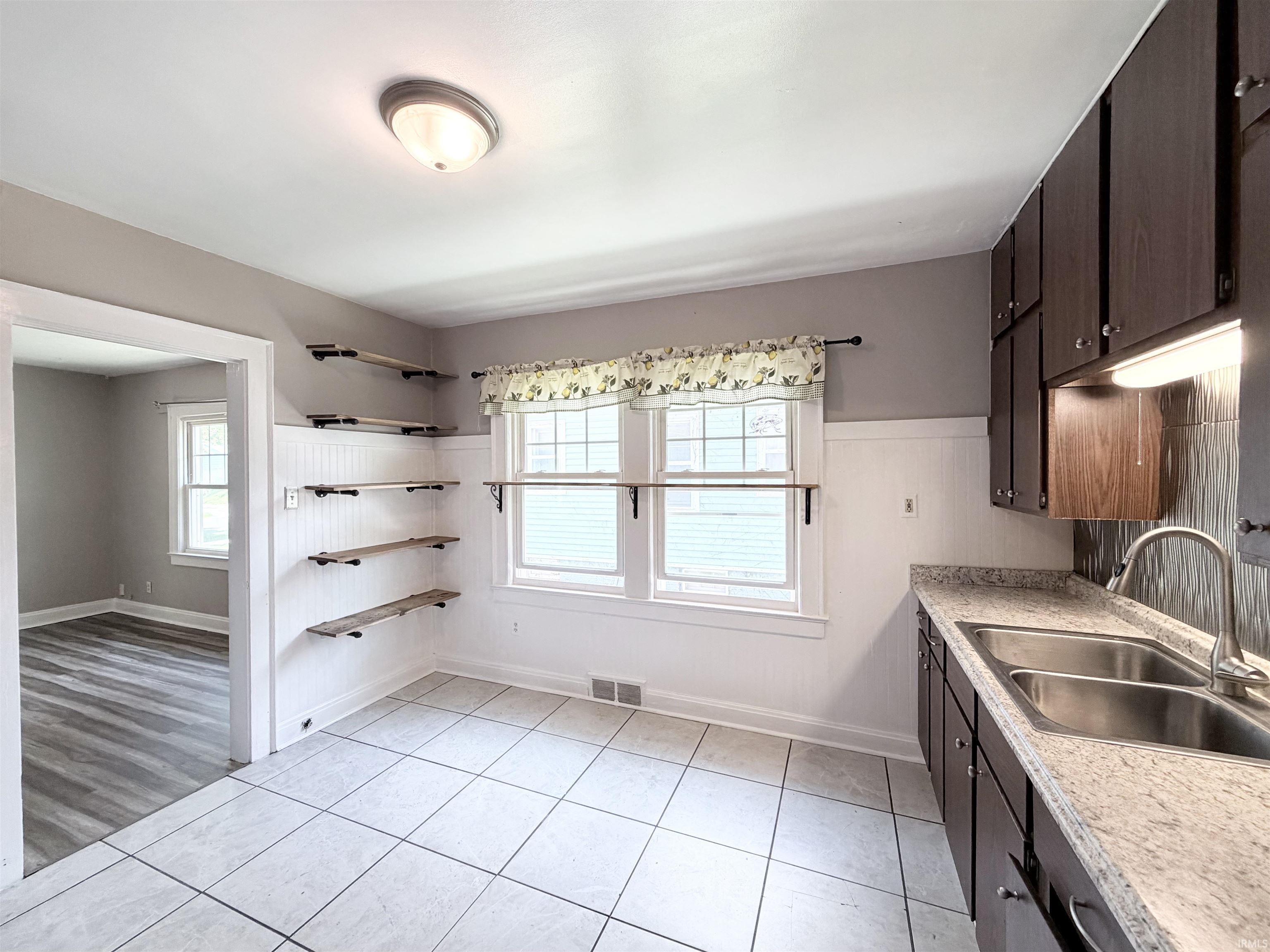 2605 Rush Street South Bend IN 46614