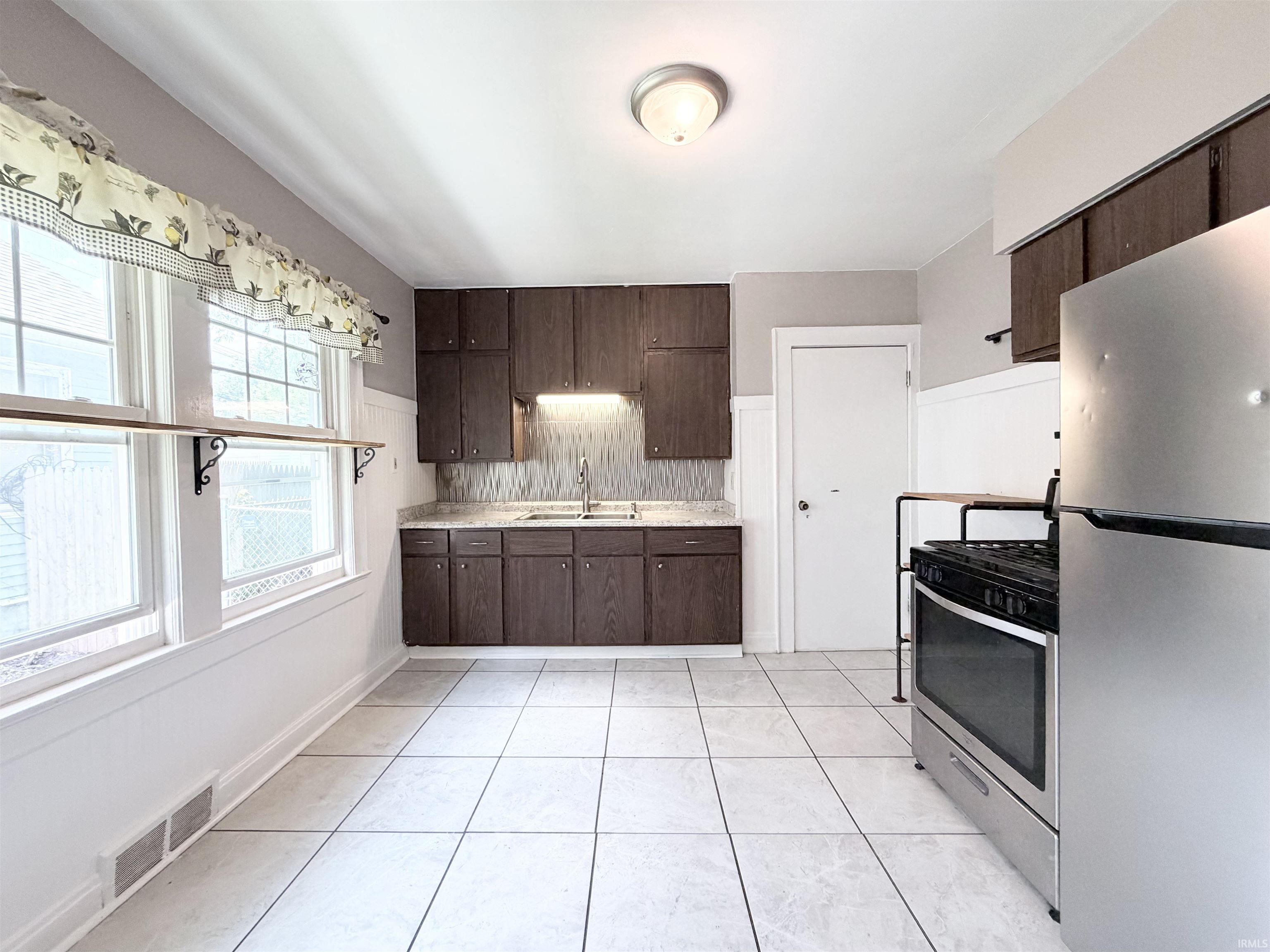 2605 Rush Street South Bend IN 46614