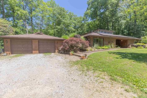 6214 Overpass Road Mount Vernon IN 47620