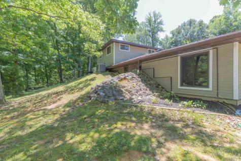6214 Overpass Road Mount Vernon IN 47620