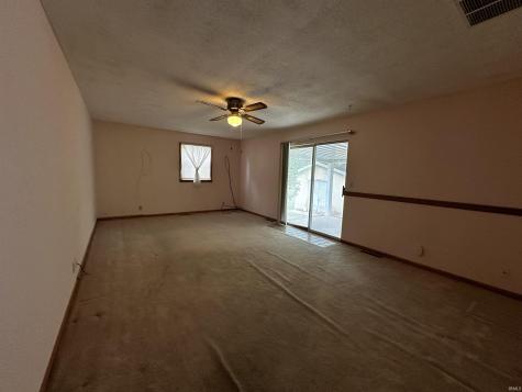 12 Cindy Kay Drive Washington IN 47501