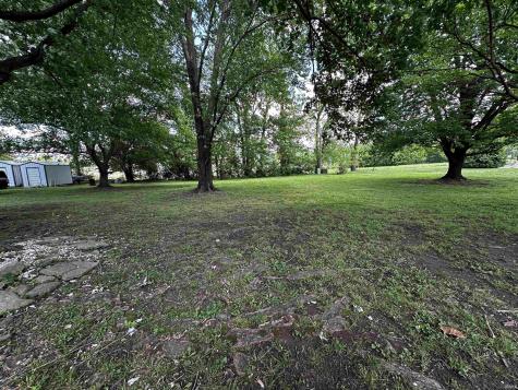12 Cindy Kay Drive Washington IN 47501
