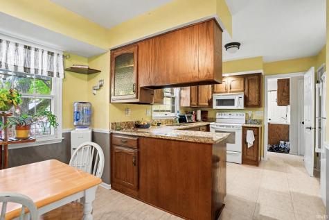 745 Heritage Lane Warsaw IN 46582