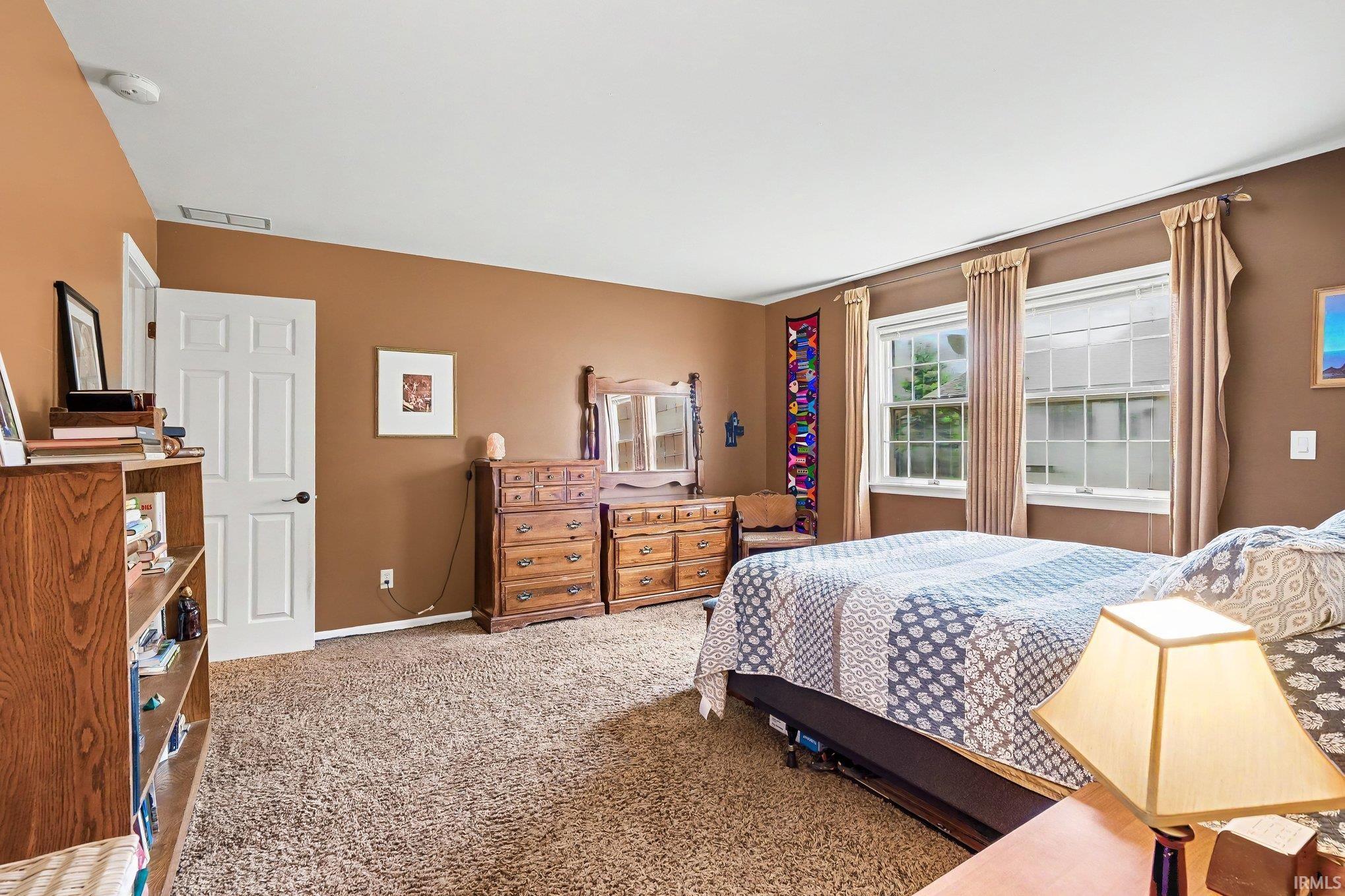 745 Heritage Lane Warsaw IN 46582