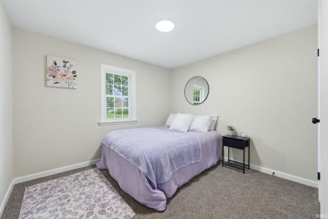 2132 Medford Drive Fort Wayne IN 46803