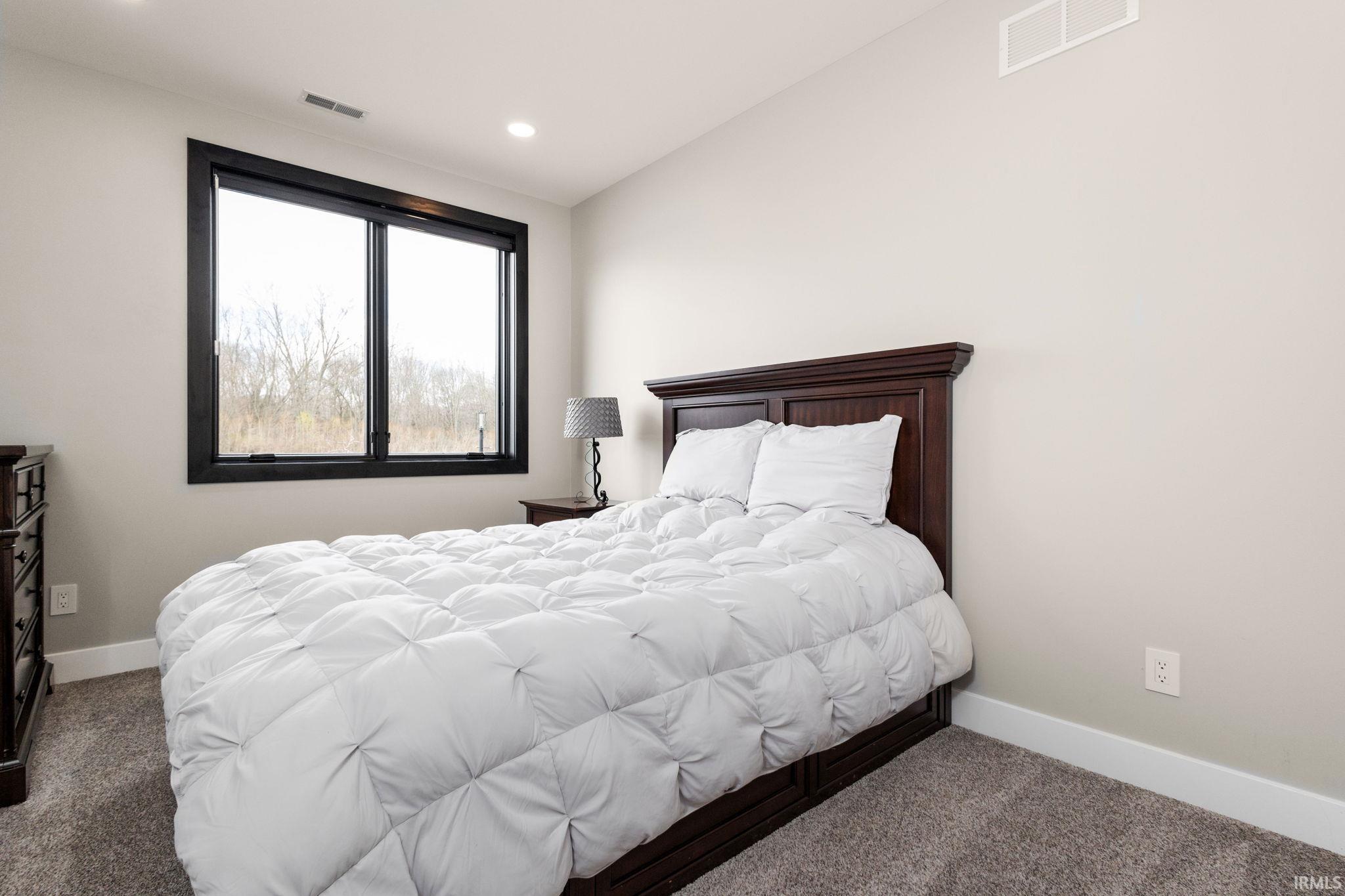 18455 Forest Glade Drive South Bend IN 46637