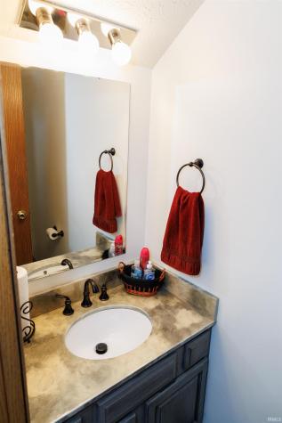 2511 Swinging Way Court Evansville IN 47711