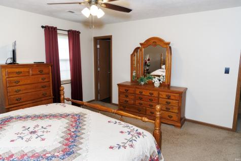 2511 Swinging Way Court Evansville IN 47711