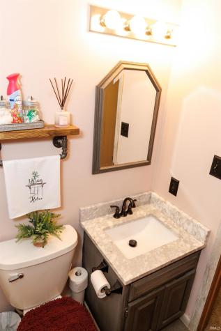 2511 Swinging Way Court Evansville IN 47711