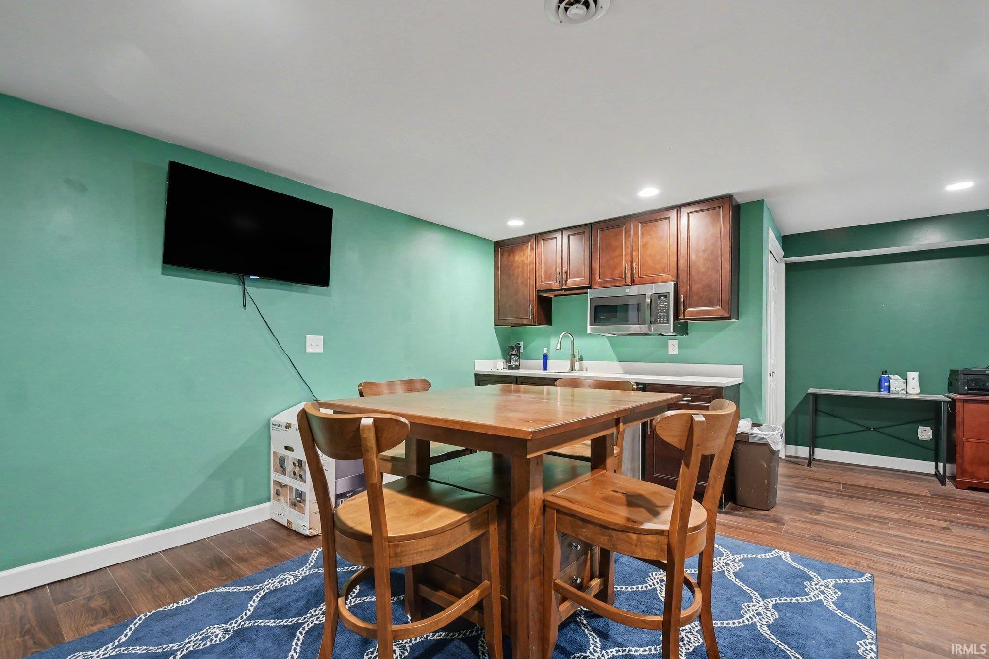 6819 Lutz Drive South Bend IN 46614