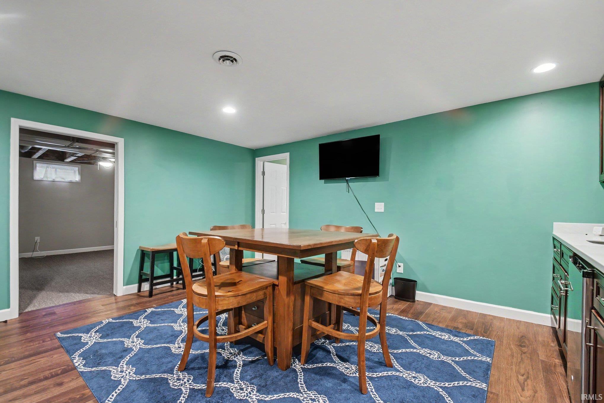 6819 Lutz Drive South Bend IN 46614