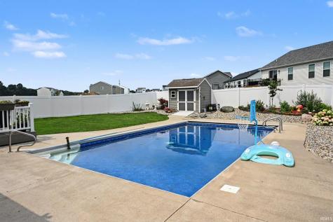 6819 Lutz Drive South Bend IN 46614