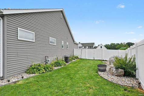 6819 Lutz Drive South Bend IN 46614