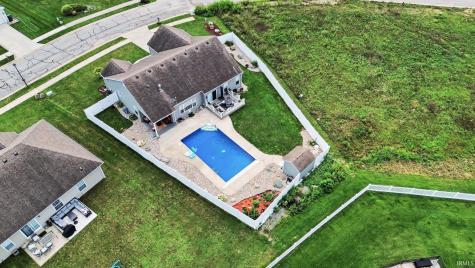 6819 Lutz Drive South Bend IN 46614