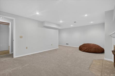 51740 Melwood Court South Bend IN 46628