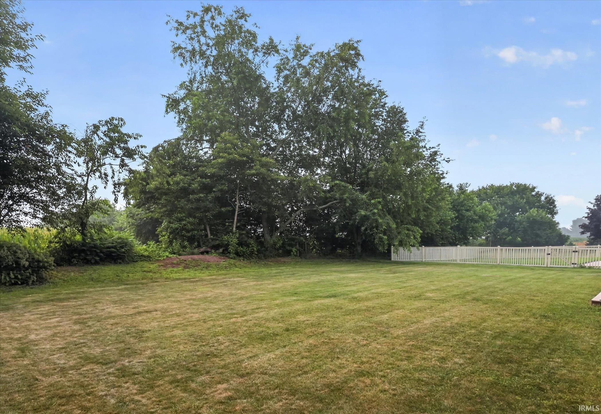51740 Melwood Court South Bend IN 46628