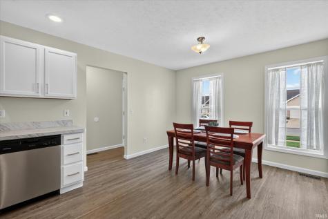 51740 Melwood Court South Bend IN 46628