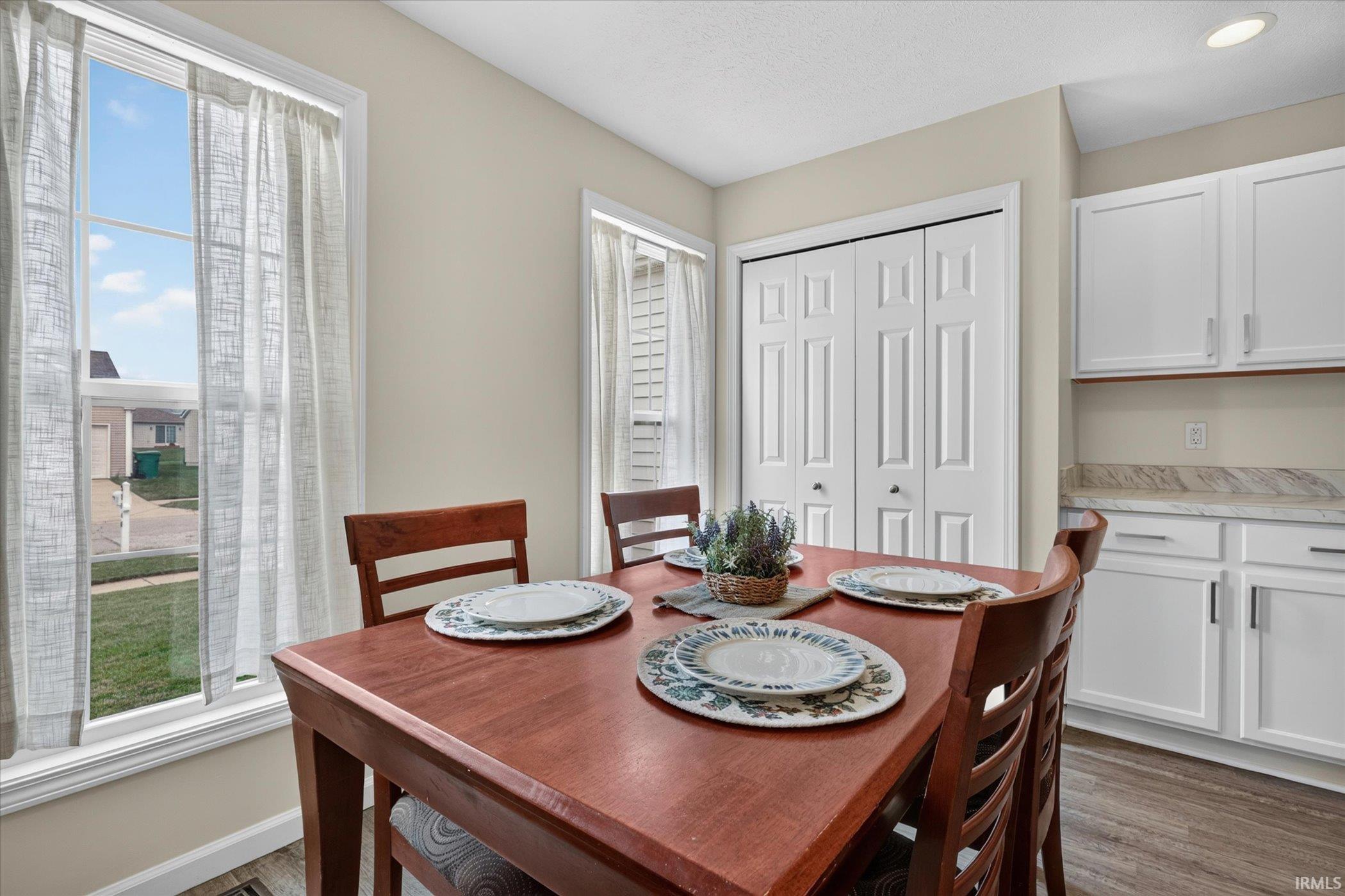 51740 Melwood Court South Bend IN 46628