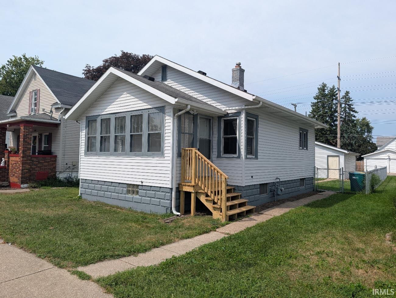 122 E 13th Street Mishawaka IN 46544