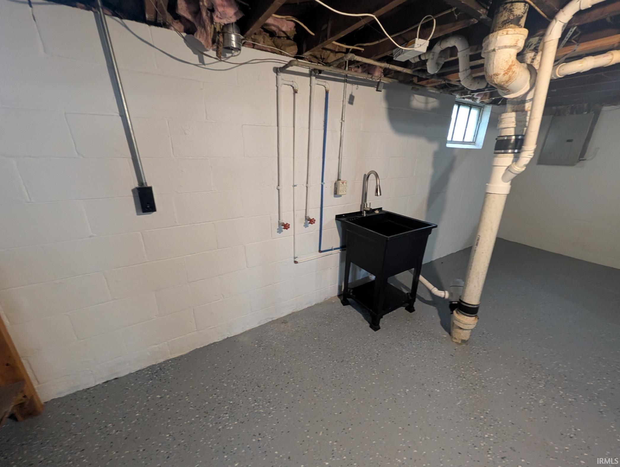 122 E 13th Street Mishawaka IN 46544