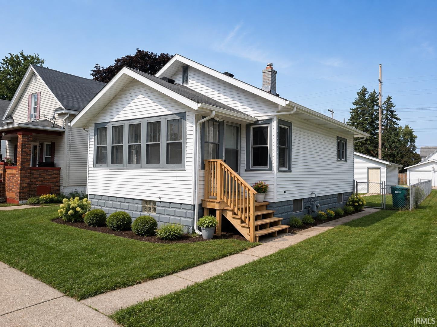 122 E 13th Street Mishawaka IN 46544