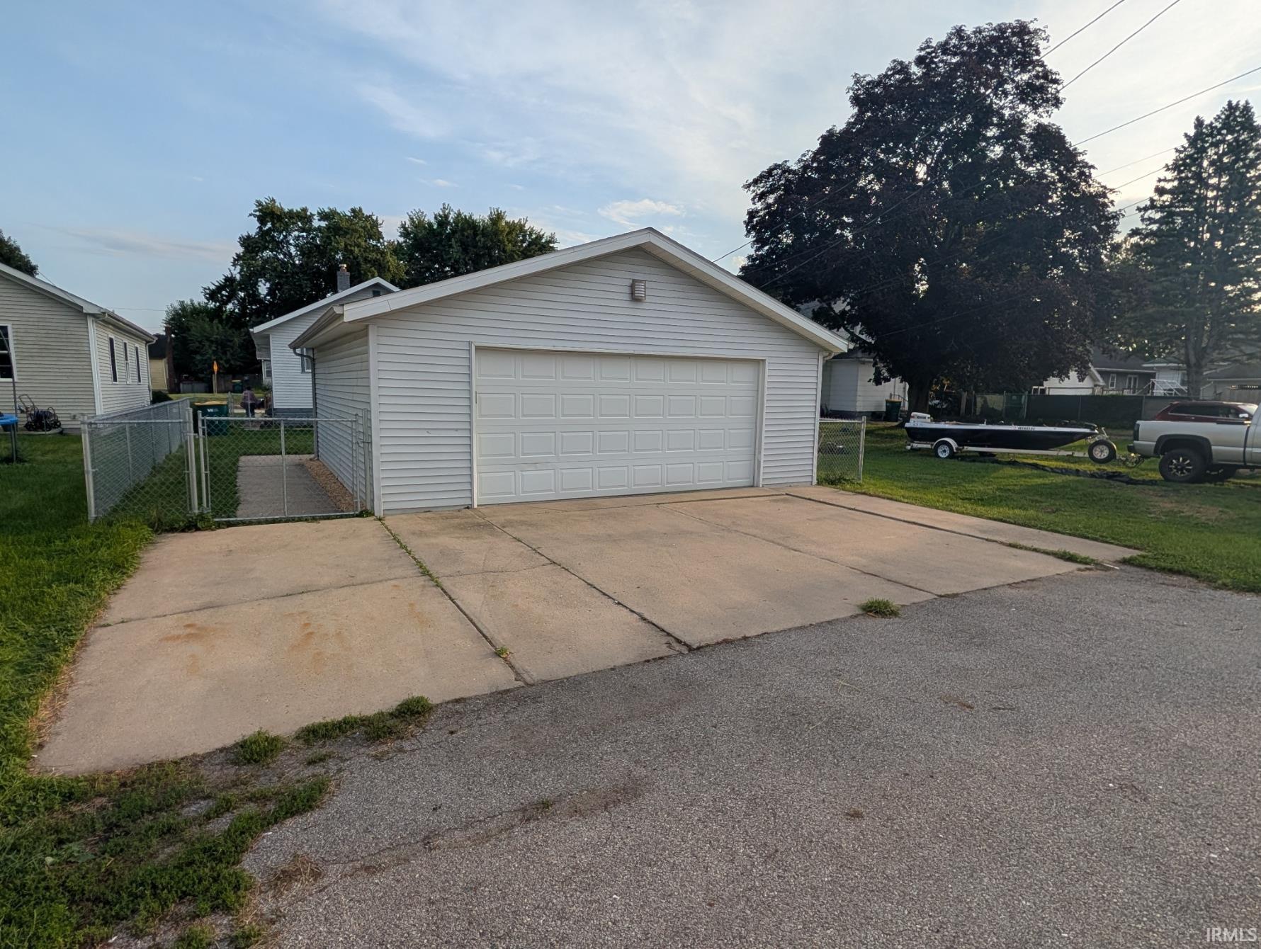 122 E 13th Street Mishawaka IN 46544