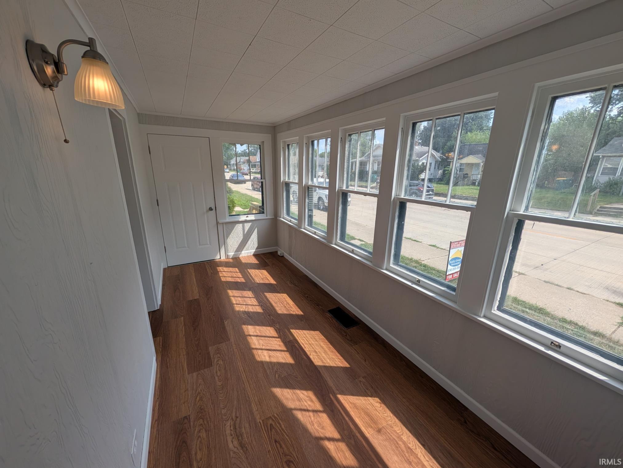 122 E 13th Street Mishawaka IN 46544