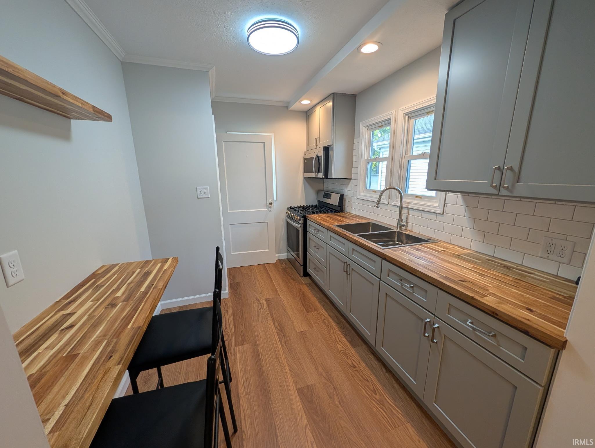 122 E 13th Street Mishawaka IN 46544