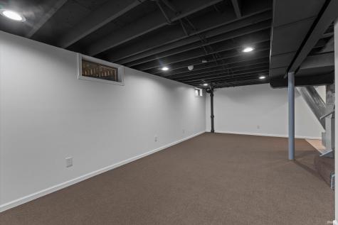 4625 Ridgeway Street South Bend IN 46619