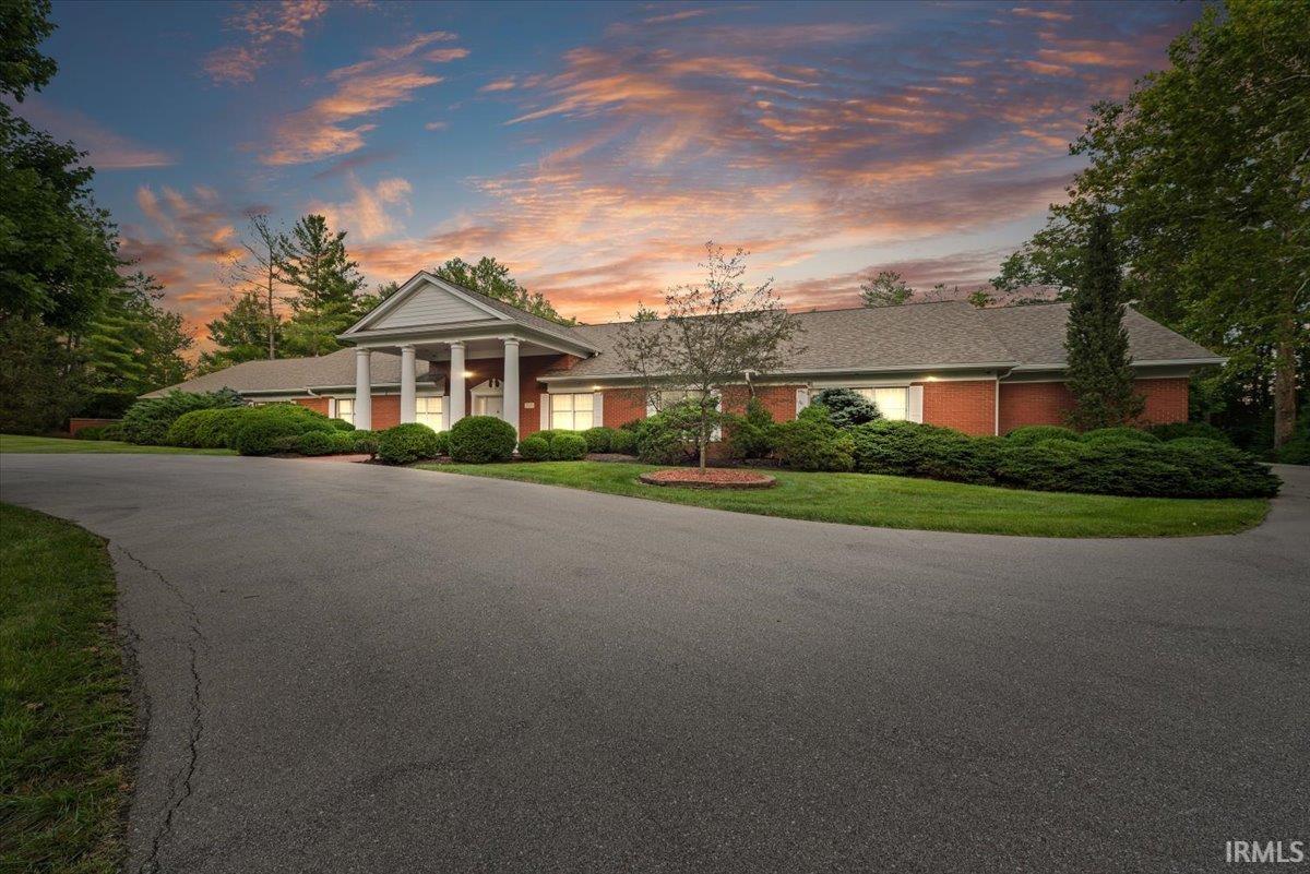 709 S Wynnwood Lane Bloomington IN 47401
