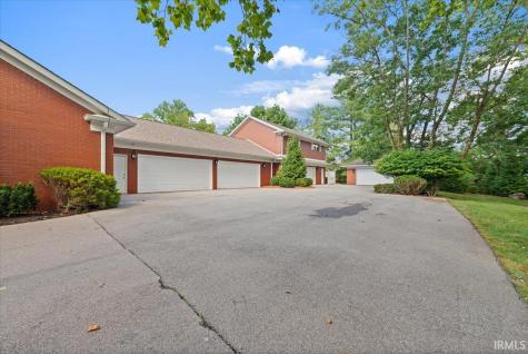 709 S Wynnwood Lane Bloomington IN 47401