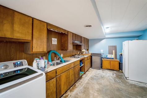 24126 County Road 48 Nappanee IN 46550