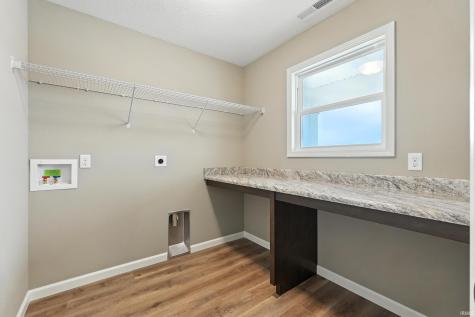 5098 Sickle Cove Fort Wayne IN 46818